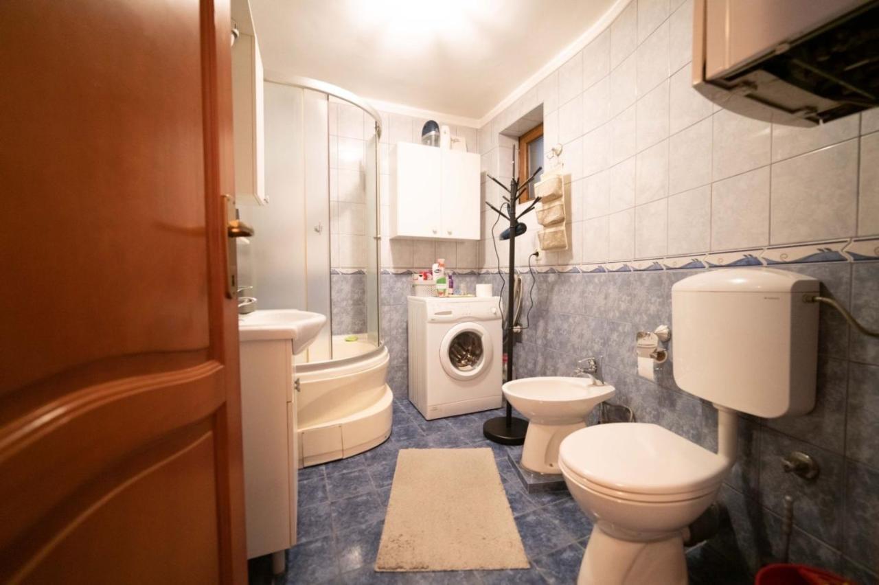 Apartman Yellow House Sarajevo Exterior photo