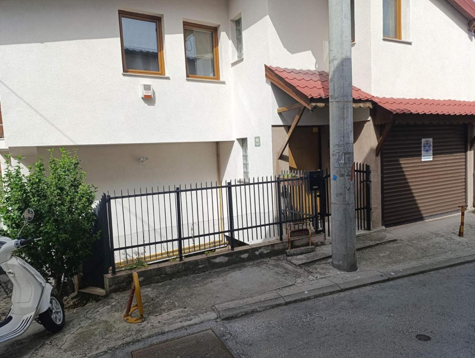 Apartman Yellow House Sarajevo Exterior photo